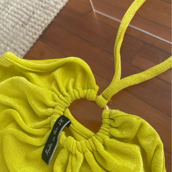 Sexy halter dress, unique lime green/chartreuse color - Picture 3 of 4